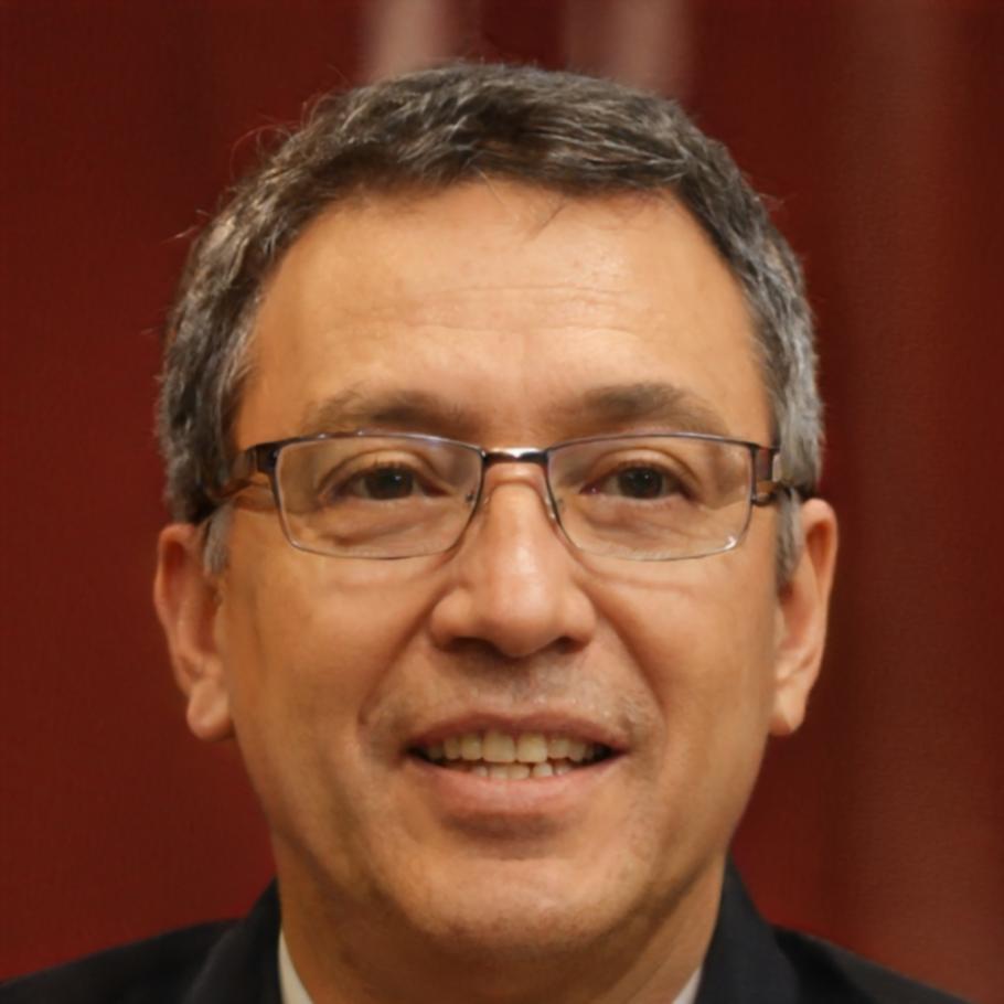 Retrato profesional de Miguel Herrera