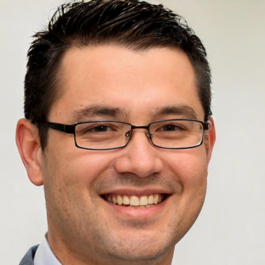 Rodrigo Mendoza, Especialista en Construcción de Marca en calenostrixa